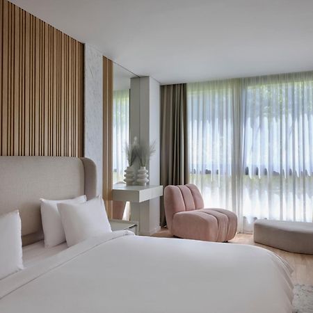 Nur Aparthotel Атина Екстериор снимка