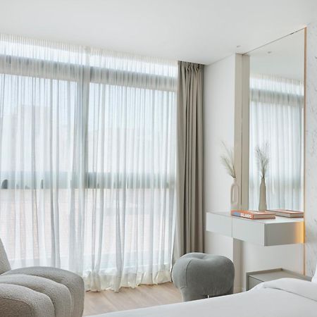 Nur Aparthotel Атина Екстериор снимка