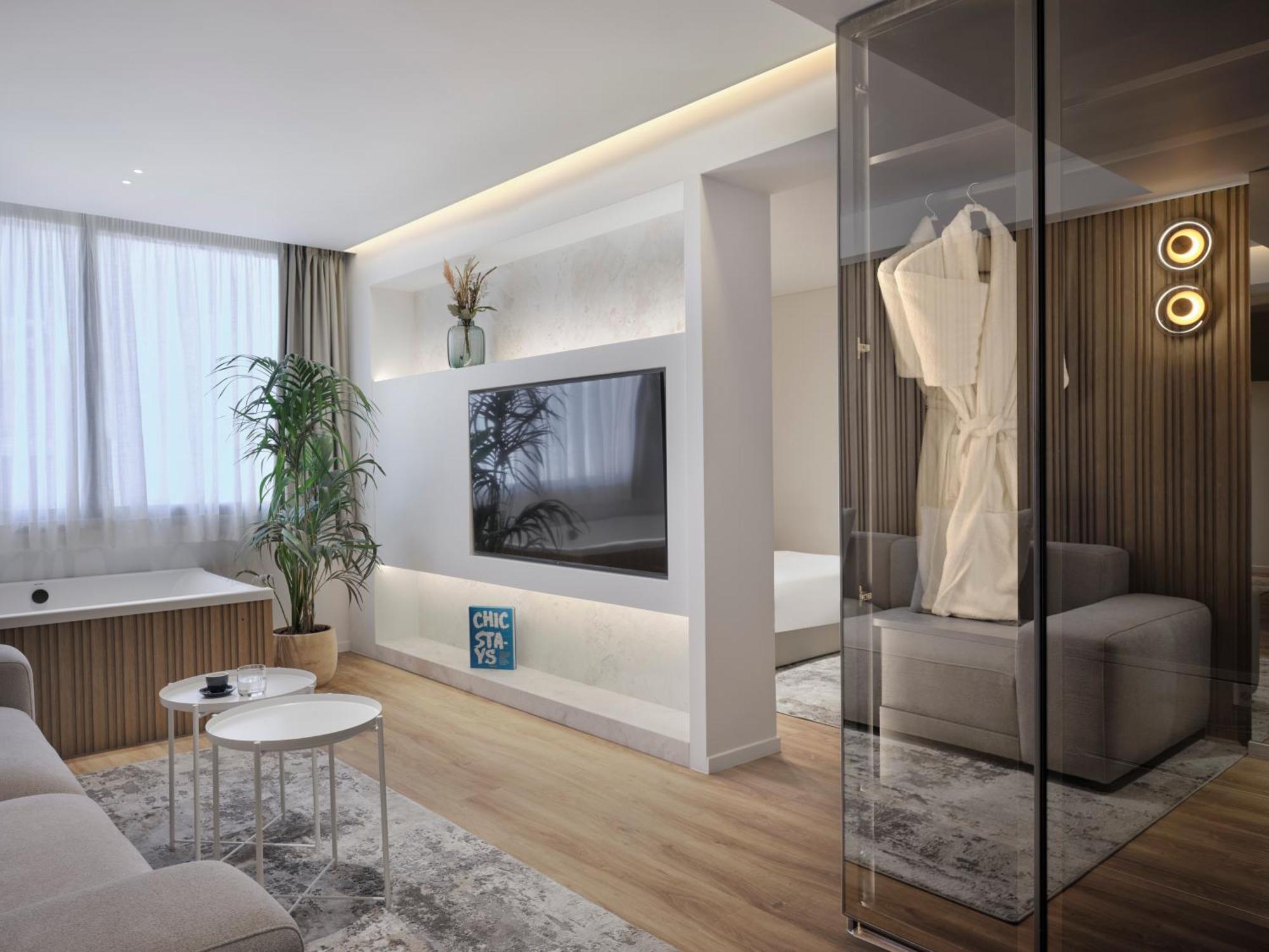 Nur Aparthotel Атина Екстериор снимка