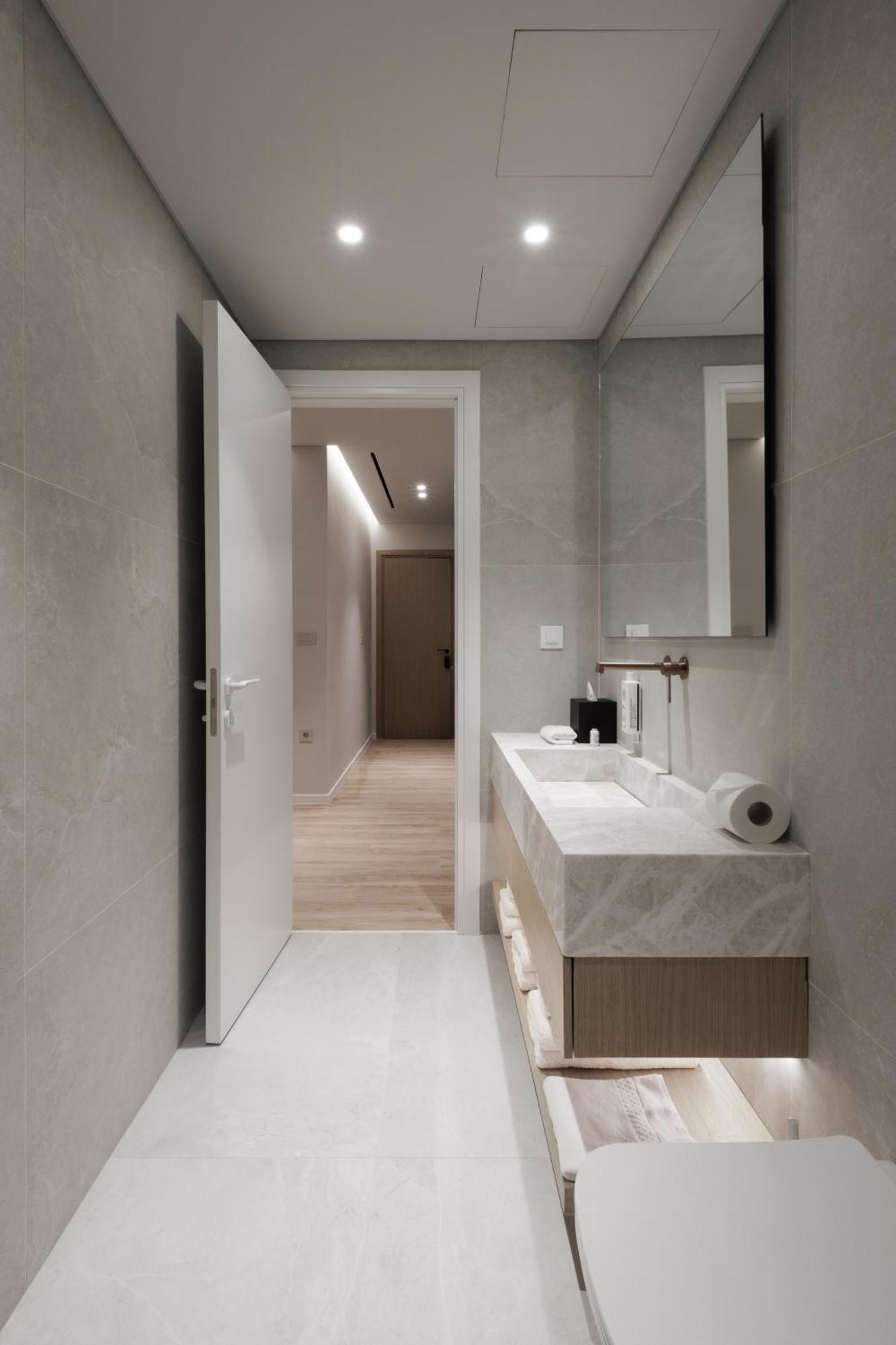 Nur Aparthotel Атина Екстериор снимка