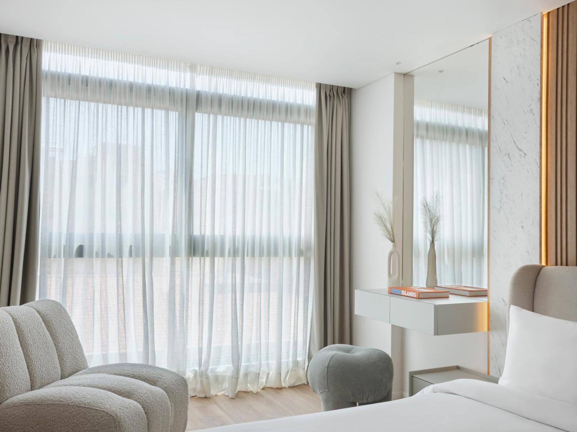 Nur Aparthotel Атина Екстериор снимка