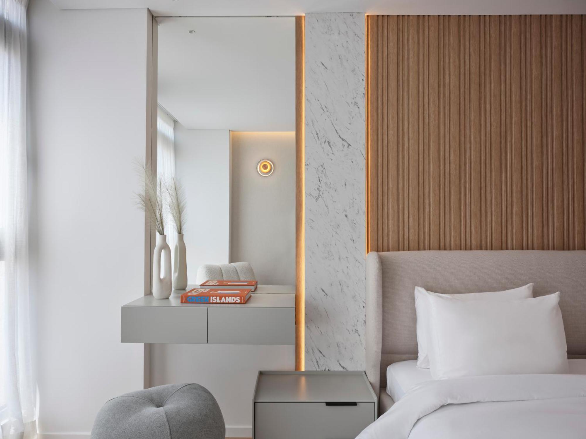Nur Aparthotel Атина Екстериор снимка